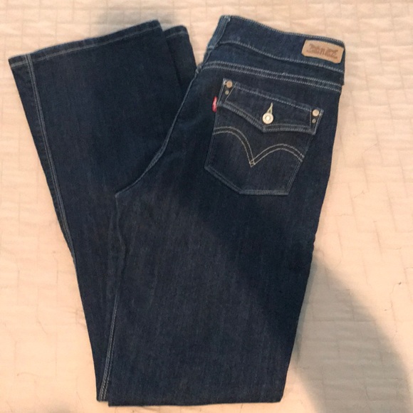 Levi’s Jeans - Picture 1 of 6